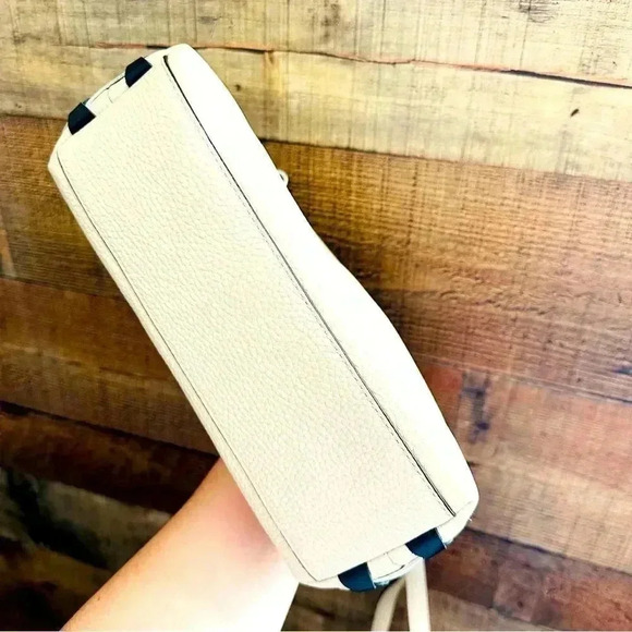 Henri Bendel Rare Pebbled Leather Crossbody/Satchel - Picture 7 of 12